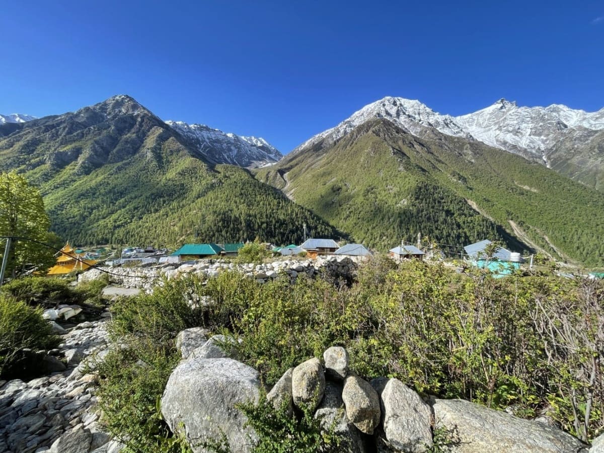 A walking trail leading to Chitkul village