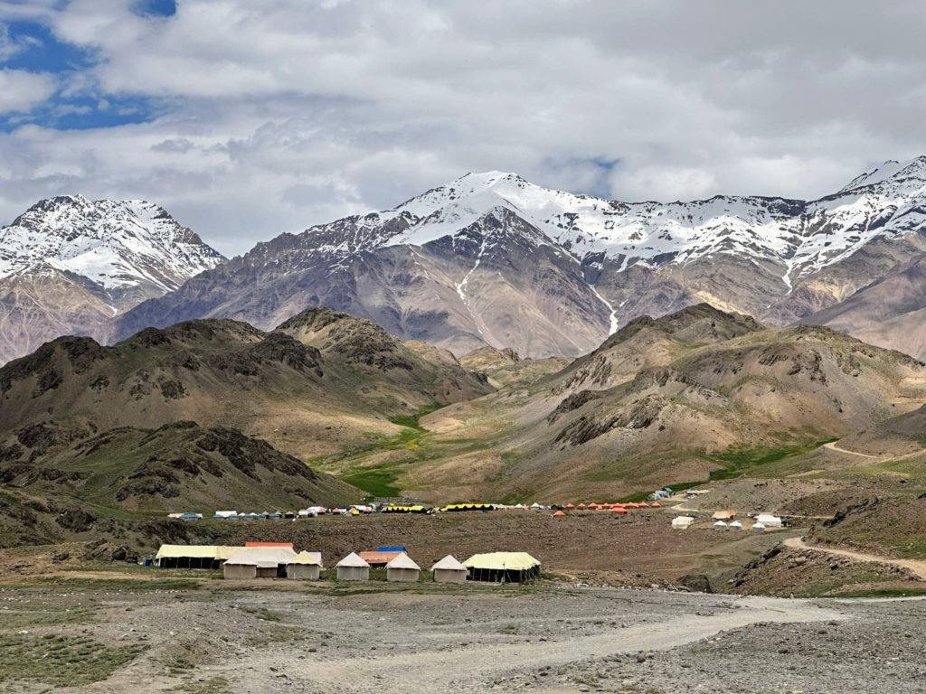 Camps below Chandratal lake