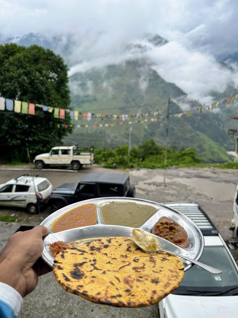 Lunch stop near Rampur Bushahr for makki ki roti and sarson ka saag