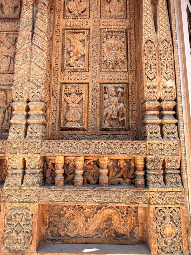 Wood carving at Batseri village temple